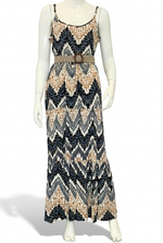 Robe bohème longue à motif géométrique – Ceinture tressée